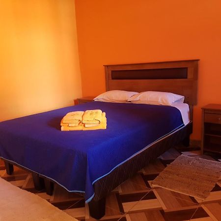 Hostal Casa Colque Сан Педро де Атакама Екстериор снимка
